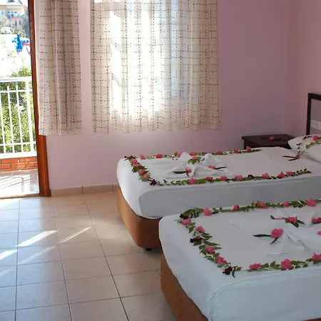 托利酒店 酒店 厄吕代尼兹